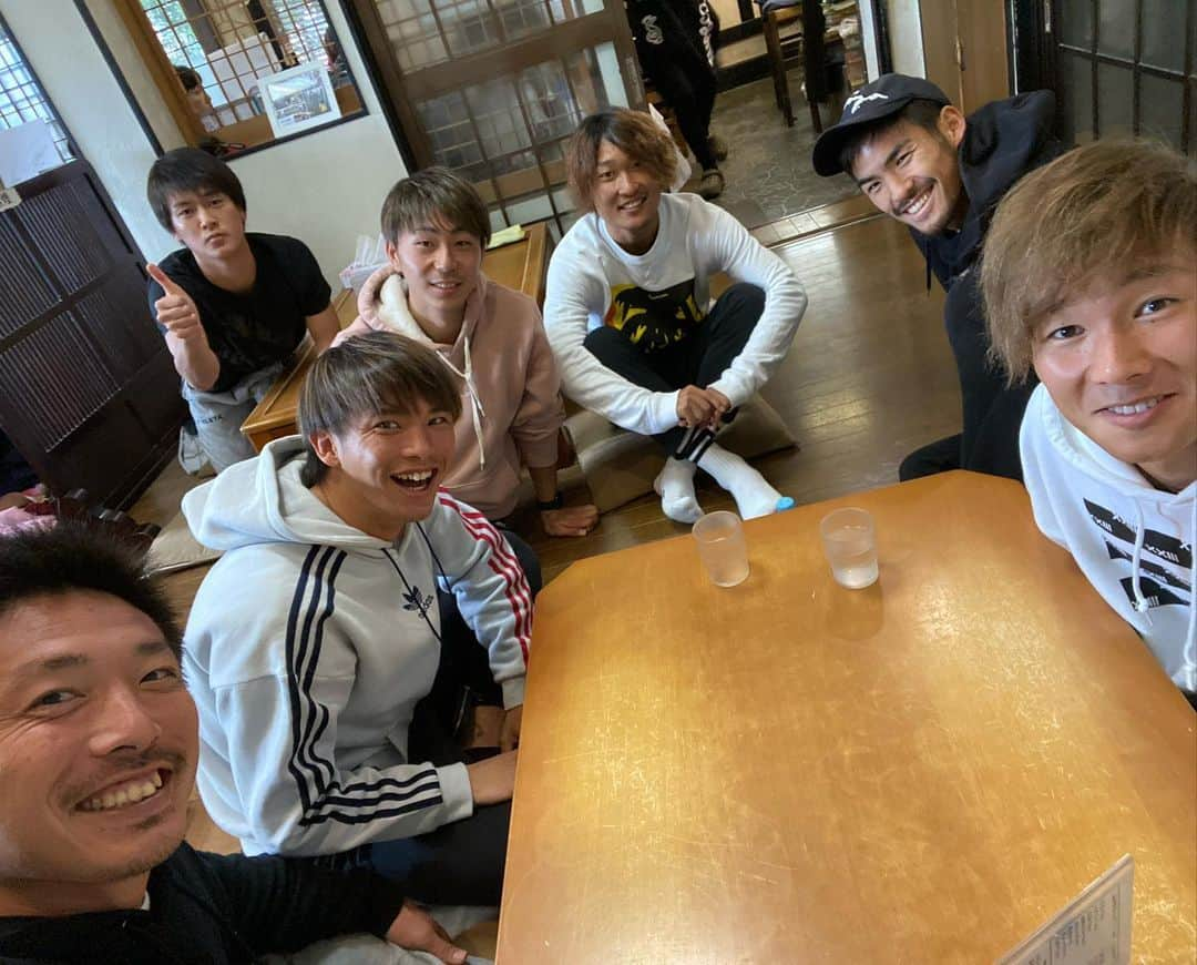 加藤順大さんのインスタグラム写真 - (加藤順大Instagram)「今日のお昼は、ようこそ！！やまびこ会です♪ 自分も今年初のやまびこ！！ 今年もよろしくお願いします♡ #ナカマー #ジドリー #Jリーグ」1月10日 13時42分 - nobuhiro1