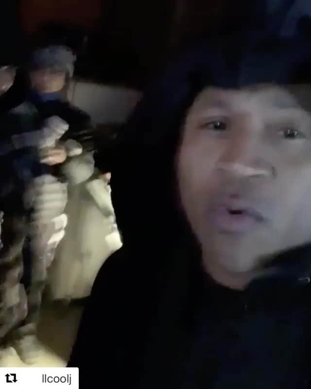 NCIS:LA 〜極秘潜入捜査班のインスタグラム：「@LLCOOLJ takes us behind the scenes at #NCISLA with guest star @offsetyrn ・・・ My man @offsetyrn did his thing on his first day on set today!!! #NCISLA is going there baby!!! 💪🏾🙌🏾 This is just the beginning!! The best is yet to come 🙏🏾 @erikpalladino what up!!!ps I’m tired as hell from the show in Vegas last night ha」