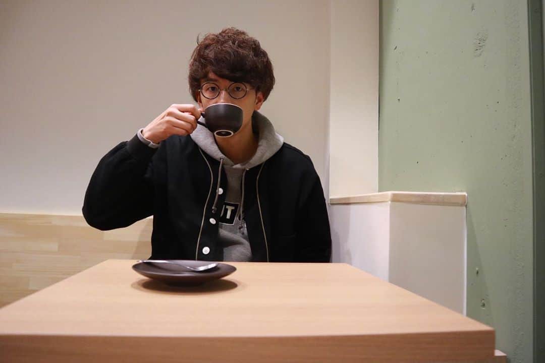 石井輝明のグルメインスタ