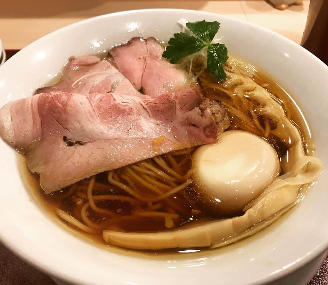 ラリソン彩華のグルメインスタ