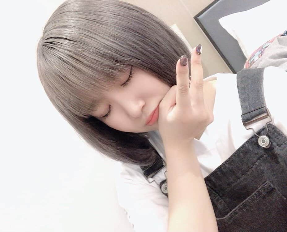 しふぉんのインスタグラム：「サロペット🖤」