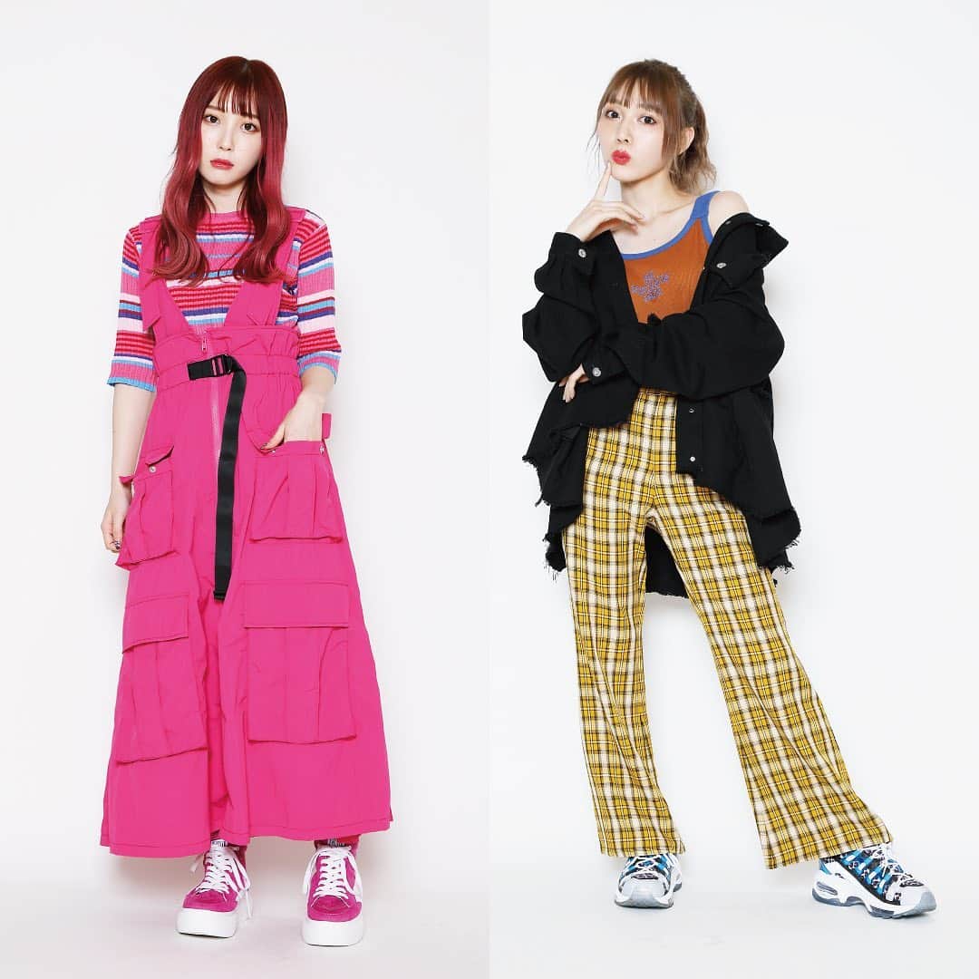 Candy Stripperさんのインスタグラム写真 - (Candy StripperInstagram)「.﻿ FUKURENA’s coordinate﻿ @fukurena ﻿ ﻿ ・MULTI BORDER KNIT﻿ ¥13,200(+tax)﻿ PINK / RED / BLACK﻿ ＜4月下旬発売予定＞﻿ ﻿ ・CARGO JUMPER SKIRT﻿ ¥24,200(+tax)﻿ YELLOW / PINK / BLACK﻿ 1 (S) / 2 (M)﻿ ＜4月中旬発売予定＞﻿ ﻿ ・・・・・・・・・・・・・・・・・・・・・・・・・﻿ ﻿ YUKA’s coordinate﻿ @iamyukaf ﻿ ﻿ ・BACK FRILL JACKET﻿ ¥22,000(+tax)﻿ WHITE / LAVENDER / INDIGO / BLACK﻿ ＜2月中旬発売予定＞﻿ ﻿ ・BICOLOR RIB TANK TOP﻿ ¥7,700(+tax)﻿ LIGHT BLUE×PINK / BROWN×BLUE / BLACK×ORANGE / OFF WHITE×BLUE﻿ ＜4月中旬発売予定＞﻿ ﻿ ・BRISK CHECK FLARE PANTS﻿ ¥1,6500(+tax)﻿ YELLOW / PINK / BLUE / GREEN﻿ 1 (S) / 2 (M)﻿ ＜4月上旬発売予定＞﻿ ﻿ Candy Stripper各SHOP CANDY STOREにで先行予約受付中♡﻿ 商品は画像をタップ👆でご覧いただけます☑️﻿ ﻿ #candystripper #2020spring #candyitup #candystore #candystripper_magazine #古川優香 #ふくれな」1月10日 16時03分 - candystripper_official