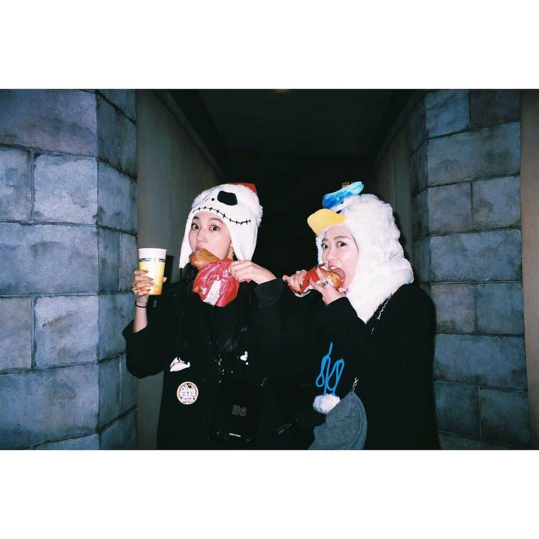 のインスタグラム：「filmが盛り沢山 溜まってますよよ #毎年恒例誕生日TDL #film」