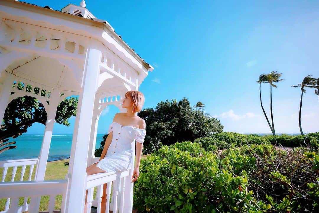 五月千和加さんのインスタグラム写真 - (五月千和加Instagram)「. 👰💖💍 結婚式🌺Hawaiiでしたい☺️🌈✨✨ Photo by @timbretantrums . #結婚式　#shortbob #blondehair #kahalabeach #beach #wedding #nature #hawaii #honolulu #waikiki #trip #travel #vacation #休暇　#バケーション　#カハラ　#カハラビーチ　#ビーチ　#ハワイ　#ホノルル　#ワイキキ　#自然」1月10日 16時30分 - satsuki_senwaka