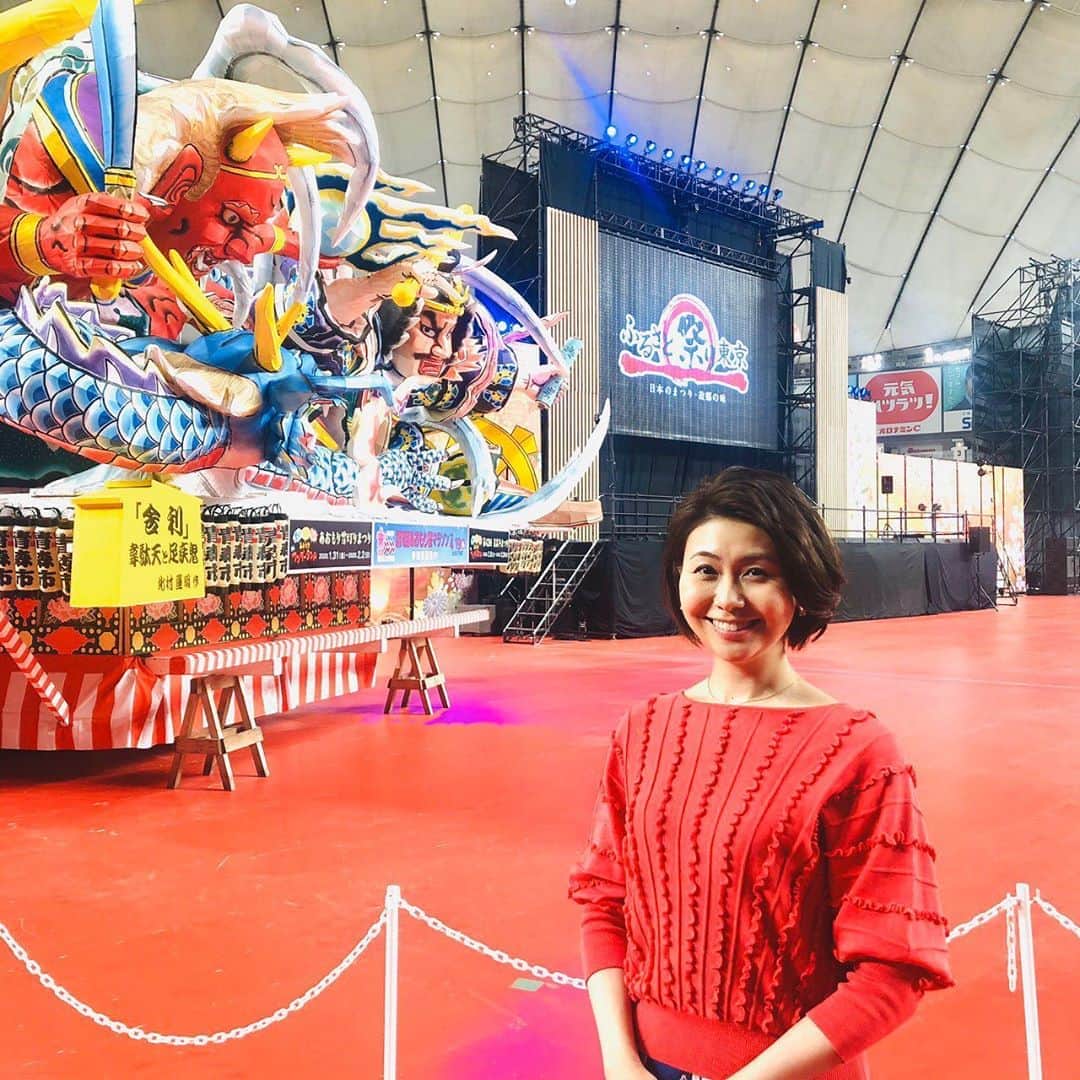 フジテレビアナウンサーのインスタグラム：「山中章子です。 今日から始まったふるさと祭り東京2020。 今朝とくダネ！でも中継しましたが、今年も様々なおいしいものが東京ドームに集結しました😆✨✨ 昨日取材に行って、ジェラートやプリンもいただきましたが、とってもおいしくて最高でした🍦🍮 丼も、たこが入ったものや、ローストビーフなどなど、どれも美味👍  取材と中継の間、写真を撮っている余裕はなく、中継終わりも他の仕事でダッシュで帰ってしまい、この写真しかないのが残念ですが… 19日まで開催していますので、みなさまぜひ遊びに行ってみてくださいね☆  #フジテレビアナウンサー #山中章子 #ふるさと祭り東京2020」