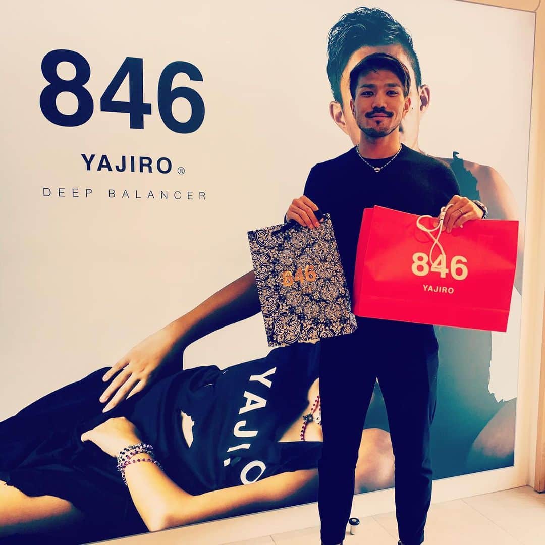 伊佐耕平のインスタグラム：「先日京都にある846さんにお邪魔してきました! これでリカバリーばっちりやん!無敵やん!  そして2020年シーズンもトリニータでプレーさせていただけることになりました! 本年も宜しくお願い致します!  #モナカやないかい #846やないかい #人生は常に今からやないかい」