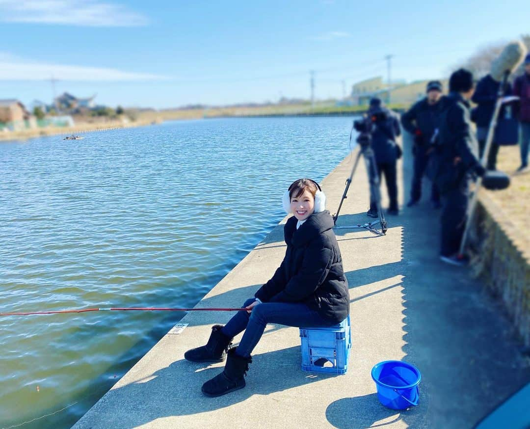 松中みなみさんのインスタグラム写真 - (松中みなみInstagram)「魚釣りしたい🎣 ワカサギ釣りしたい！！！🐟 撮影終わったら探そっと🔎 ・ ・ #映画 #釣堀 #ワンシーン #釣りガール」1月10日 19時55分 - minami_matsunaka