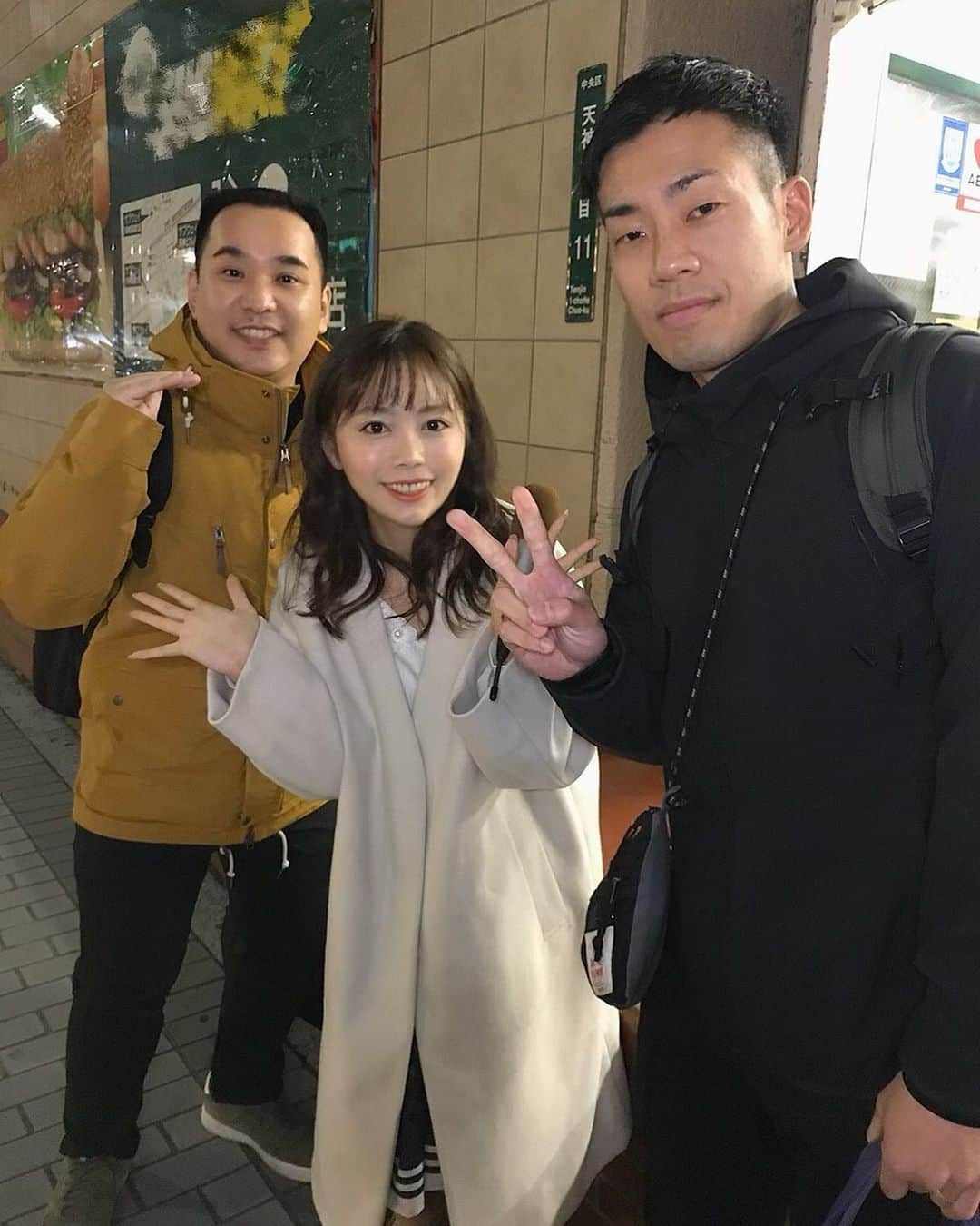 辻満里奈さんのインスタグラム写真 - (辻満里奈Instagram)「⋆ 今日は、今一番注目されているミルクボーイのお二人にインタビューしてきました🎤✨M-1グランプリ優勝、本当におめでとうございます！！㊗️ ⋆ 優勝前から難波の劇場でお二人の漫才を拝見していたのですが、優勝後は、やっぱりオーラが違いますね✨ ⋆ 大忙しのお二人なので、博多駅から天神ビブレホールに向かう車内でお話を伺いました！聞きたいことがありすぎて、、、これまでで一番あっという間に感じた博多ー天神間の移動でした😂✨ ⋆ 放送はもう少し先ですので、また近くなったら告知します📣 ⋆ #よしもと天神1丁目 #ミルクボーイ #内海崇 さん #駒場孝 さん #コーンフレーク #モナカ #rkb毎日放送 #アナウンサー #辻満里奈」1月10日 20時20分 - marina__tsuji