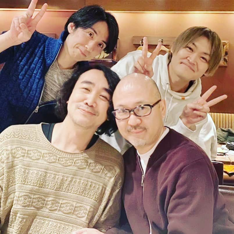 木島隆一さんのインスタグラム写真 - (木島隆一Instagram)「新年会の二次会おじさんず🙂いぇーい」1月11日 6時15分 - kijikiji_kiji_man