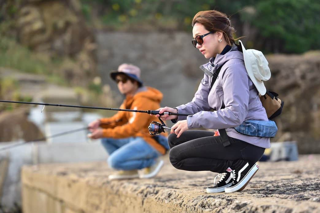 立石純子さんのインスタグラム写真 - (立石純子Instagram)「今年の初釣りはいつ行けるかな☺️🎣⠀ ⠀ ⠀ 冬の寒さを体感するのも、初めて…笑⠀ 楽しみがたくさんだ♫ ⠀ ⠀  #立石純子 #はだのブランドアンバサダー #ピアノ#シンガーソングライター#自然#seasidetrip #釣りガール #旅ガール #山ガール#naturephotography #japan #love#photooftheday #nature#キャスト #ルアーキャスティング  #eging #sea #fish #fishing #旅 #sst #釣り #絶景 #trip #海 #イカ #cooking #釣り初心者 #上手くなりたい」1月10日 23時03分 - junkokokotateishi