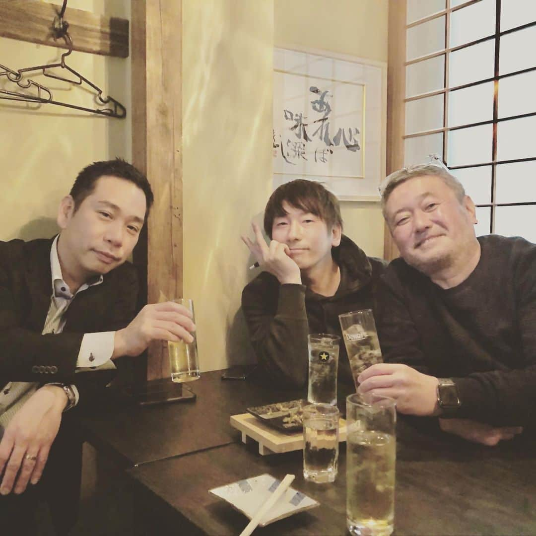 菊池一仁さんのインスタグラム写真 - (菊池一仁Instagram)「もう24年くらいの付き合い。 やっと厄も終わり今年はがっつり組んで 計画中の新人育てて売りまーす🥳  2020今年も皆さんよろしくお願い致します🥺」1月11日 0時37分 - kazuhito_kikuchi