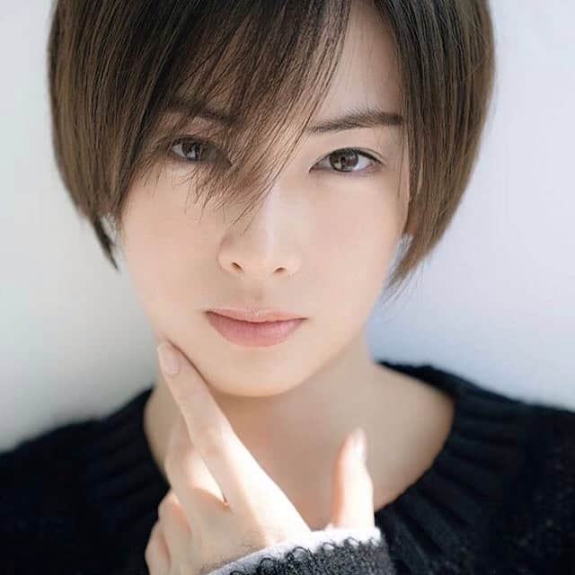 北川景子　ファンアカウントのインスタグラム：「#北川景子 #keikokitagawa  #shorthair  #new」