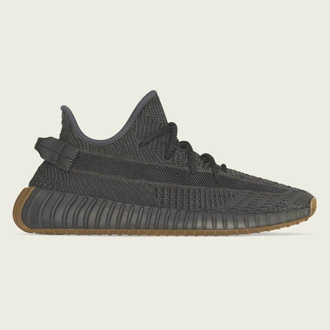 Sneaker Newsさんのインスタグラム写真 - (Sneaker NewsInstagram)「The adidas Yeezy Boost 350 v2 skews toward darker tones as we get a first look at an upcoming "Cinder" colorway. Hit the link in our bio to learn more.」1月11日 4時30分 - sneakernews