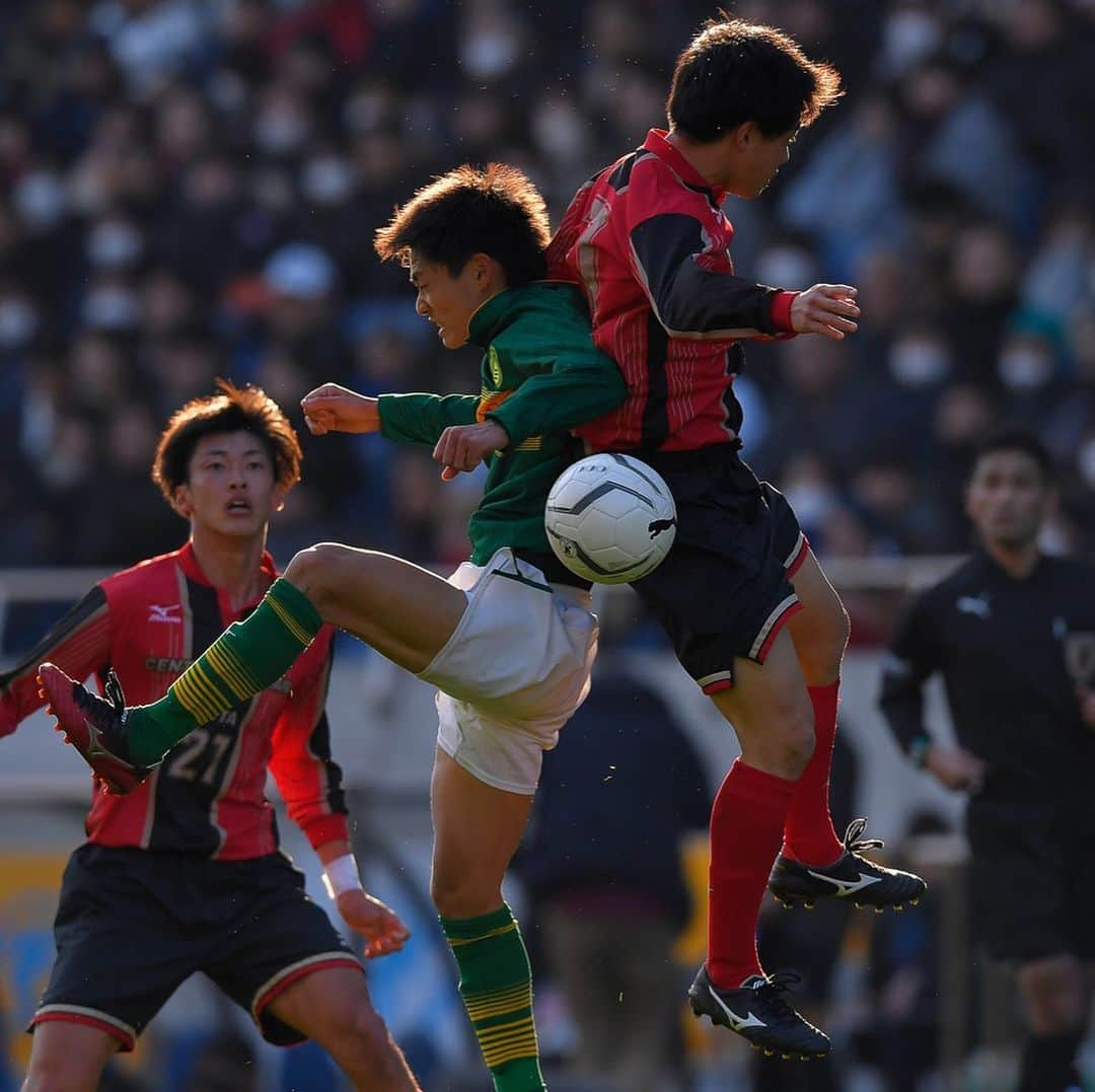 ゲキサカさんのインスタグラム写真 - (ゲキサカInstagram)「鹿島内定MF松村が劇的V弾!!静岡学園が後半AT4分の決勝PKで24年ぶり決勝進出  #高校サッカー #高校サッカー選手権 #全国高等学校サッカー選手権大会  #第98回全国高校サッカー選手権大会  #選手権 #🏆 #準決勝 #静岡学園 #静岡県 #矢板中央 #栃木県 #soccer #football #サッカー #⚽️ #gekisaka #ゲキサカ ©︎KokiNAGAHAMA」1月11日 16時50分 - gekisaka