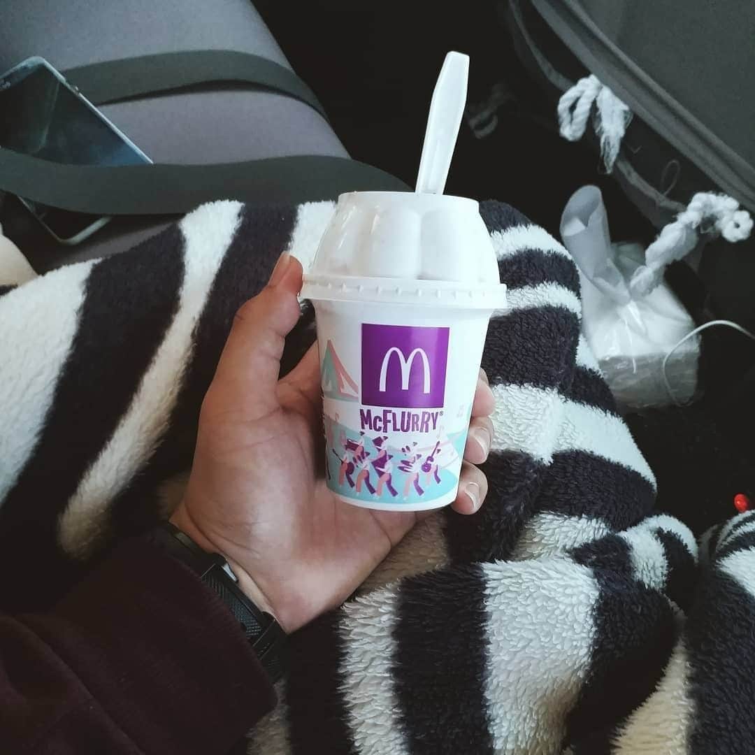 McDonald's Philippinesのインスタグラム：「Wondering where our next adventure is at... but first, McFlurry! 🍦 Thanks for the cool 📸 @atienzajaye」