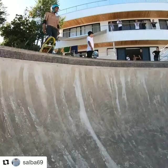岡本碧優のインスタグラム：「Come back soon @salba69 ❤  @mktaxi.jp  @santacruzskateboards @santacruzwmns @independenttrucks @rictawheels @bronsonspeedco @dcshoes_japan @dc_skateboarding @hi_5.skatepark @division_osaka @triforce_krew #6556skateboarding  #Repost @salba69 ・・・ Man I miss Japan it really is the coolest place to visit ...great food great skaters killer surf and you just have to see it for your yourself! @loveandgutsart @meat_burrito @kb_kazuboy @mrorangebug @meandmyburrito @tarohirano77 @kuboshota @mitsugutoyoda @ray0221 @luke20060917 @misugu0228」