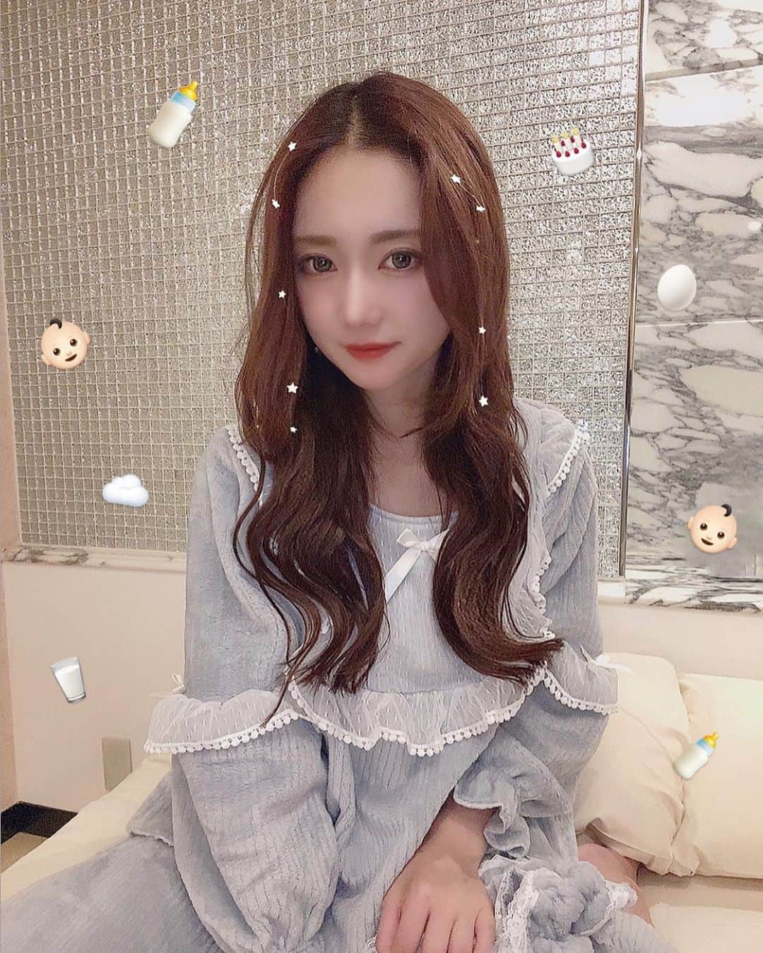 のインスタグラム：「. . ルームウェア👶🏻🍼☁️ . . 肌触りもこもこで気持ちよくて お気に入り♡♡♡！！ . . @belle__lingerie のだよ🕊 . #ルームウェア#パジャマ#pr #水色向上委員会#水色大好き #パステルカラー#ベビーフェイス」