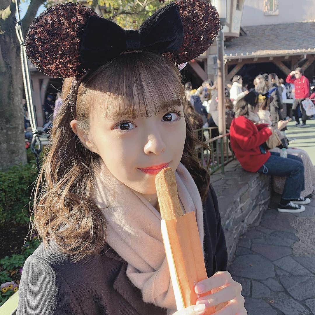 檜山奈南果のインスタグラム：「. ぴざ味🍕 . . . #instalike#instagood#l4l #Disney#ディズニー#Disneyland」