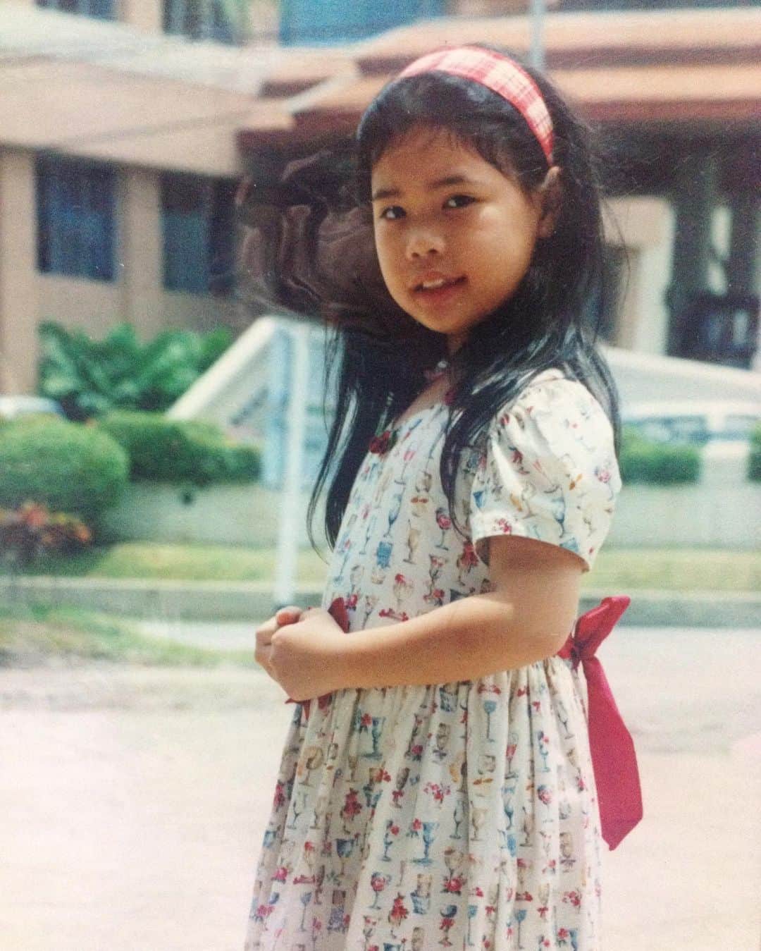 のインスタグラム：「Happy Thai Childrens day🤣🤣#momoriya」