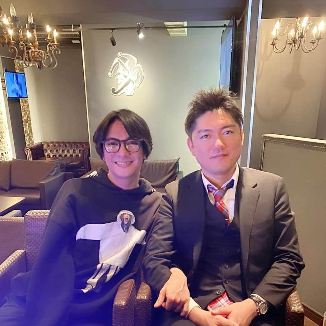 越中睦士さんのインスタグラム写真 - (越中睦士Instagram)「昨日は３０年の付き合いの親友と会ってた ３０年、長いね〜👀 小学生からの付き合い✧ 久しぶりに会えて本当に嬉しかった♪ つか、俺の顔の嬉しそうやたるや笑」1月11日 13時29分 - makotokoshinaka