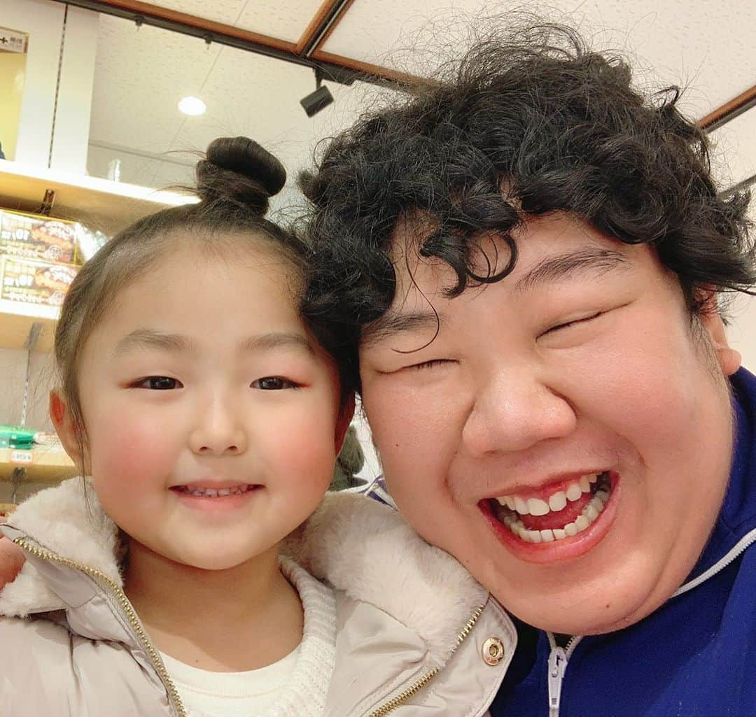 吉原宏太さんのインスタグラム写真 - (吉原宏太Instagram)「子供達はまた吉本新喜劇に行ってるみたい。(o'ー'o)  また札幌あれば行かせよう。  #吉本新喜劇 #なんばぐらんど花月  #さんちゃん」1月11日 13時27分 - kotayoshihara