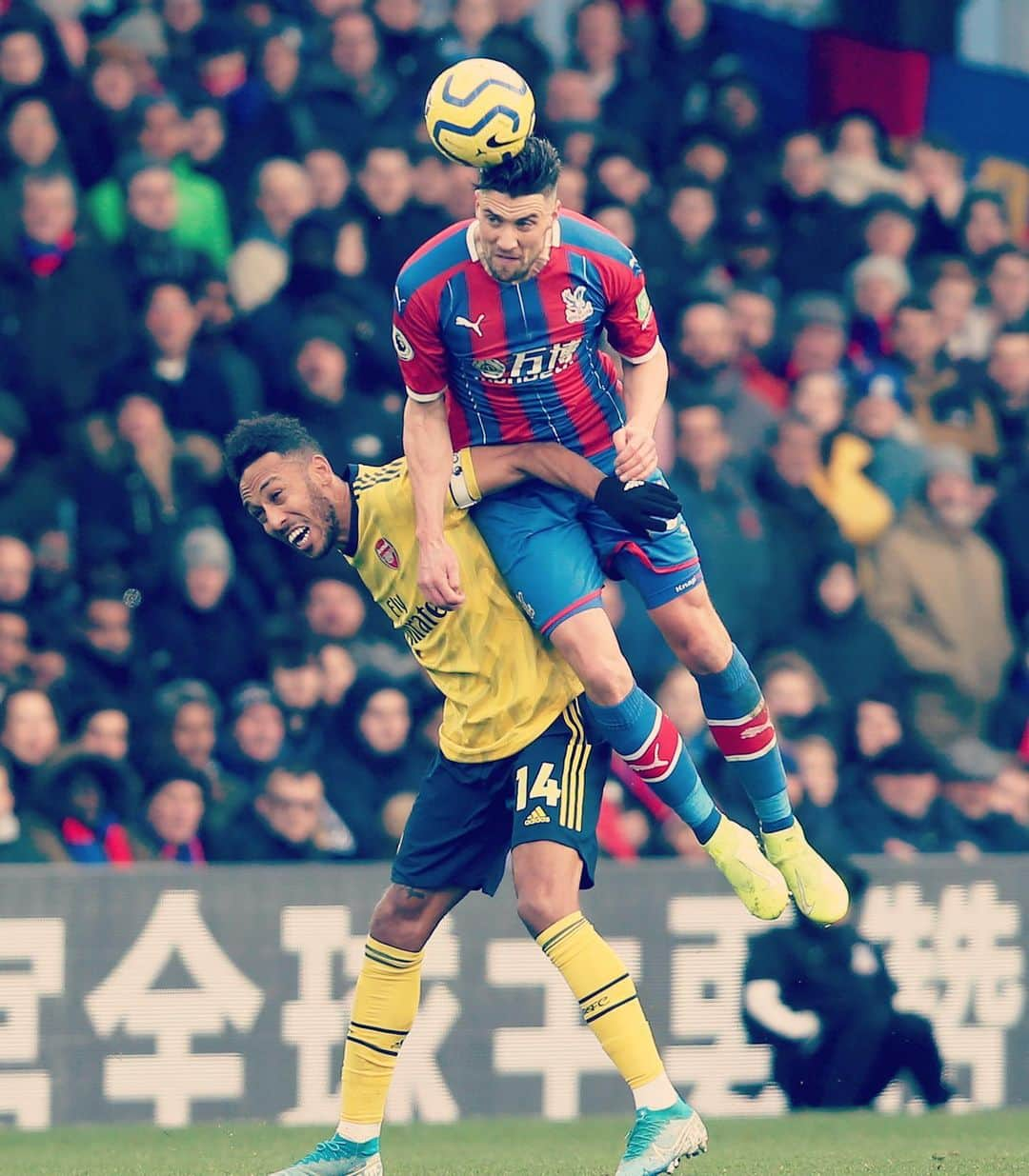 マーティン・ケリーのインスタグラム：「Tough game! Never gave up and got a good point in the end 🔴🔵 Thanks for your support 🦅 #selhurst #epl #cpfc #eagles」