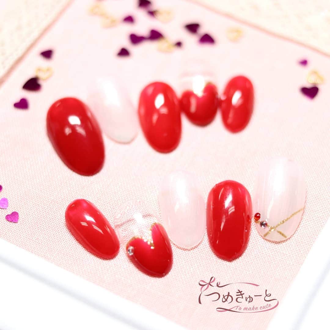 のインスタグラム：「♥バレンタインネイル♥Valentine nails  期間限定デザイン｜Jan. 14～Feb.14 税抜価格 3,000円（税込価格3,300円）  ご予約はこちらへ→www.tomakecute.com  #つめきゅーと #バレンタインネイル #ハートフレンチ #ネイル #ねいる #ネイルアート #ネイルサロン #津田沼 #稲毛 #新浦安 #成田 #川口前川 #Valentine #nailart #speedy #gelnail #光療指甲」