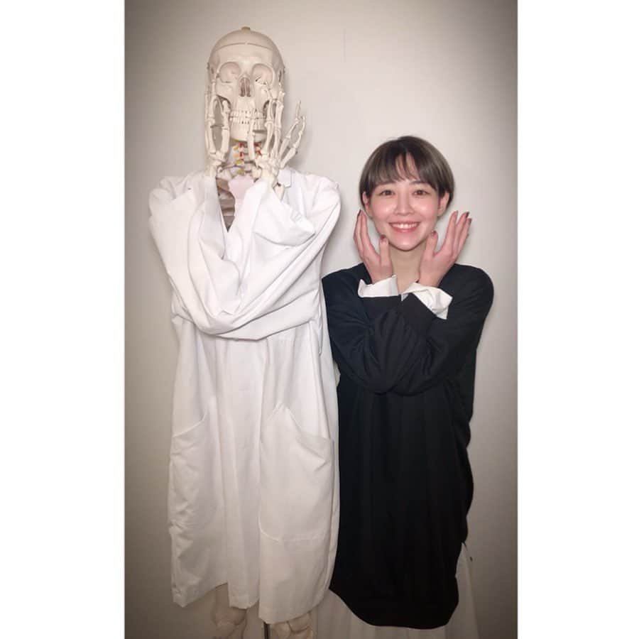 吉谷彩子さんのインスタグラム写真 - (吉谷彩子Instagram)「先日、人生初の小顔矯正に行ってきました😳✨ 痛くないのに一回で結構変わったのでびっくり... 本当ありがとうございます😭😭 感謝しかない。。 #小顔科学研究所  #小顔矯正 #しかもみんなめっちゃ良い人だった。。」1月11日 18時55分 - ayako_yoshitani