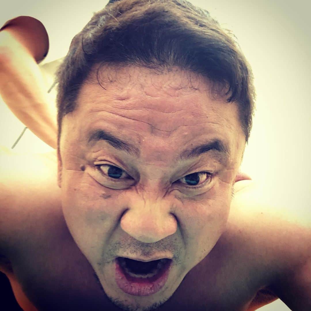 永田裕志さんのインスタグラム写真 - (永田裕志Instagram)「カッピングやりました。 こんなになっちゃった‼️ #永田裕志 #ハッピーロード尾山台整骨院」1月11日 19時28分 - yuji_nagata