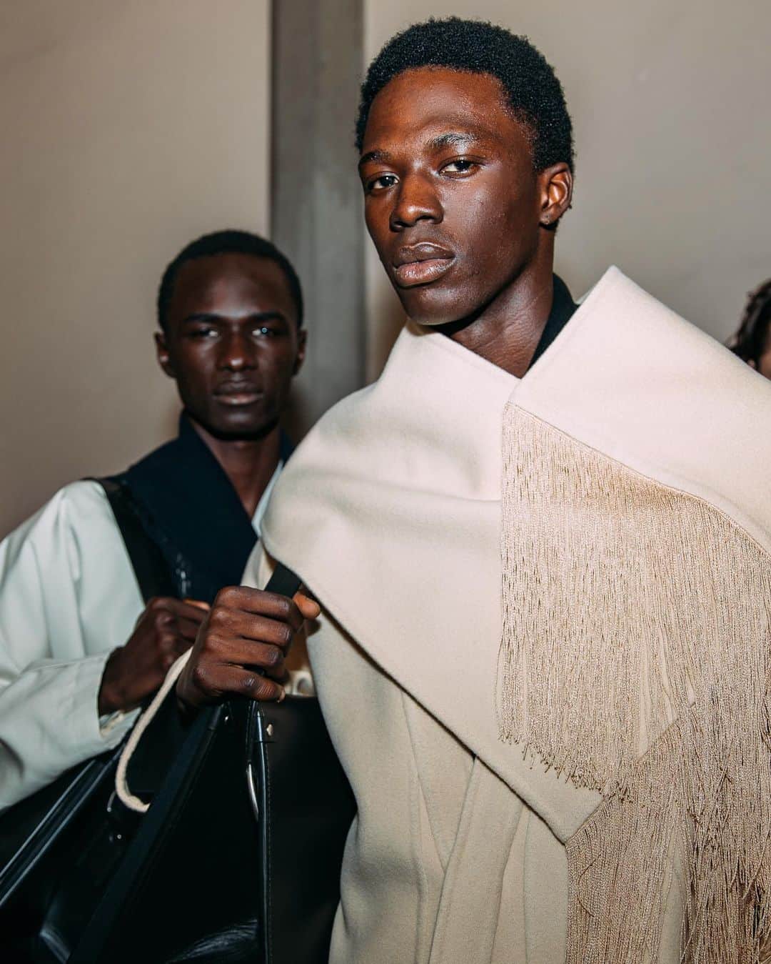 STYLE DU MONDEのインスタグラム：「Jil Sander Fall20 for @voguerunway @pittiuomo_official #jilsander #pu97 #pittiuomo」