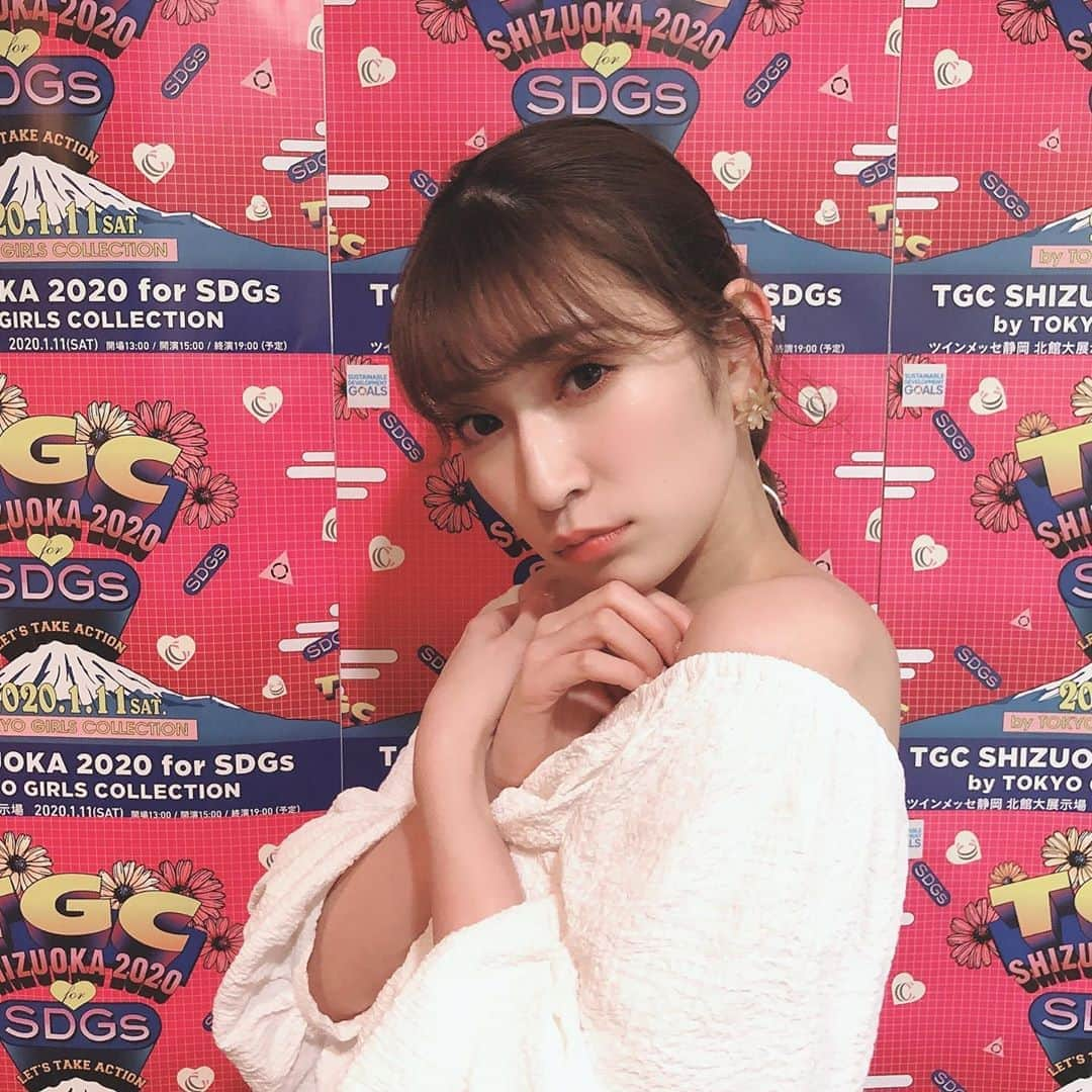 吉田朱里さんのインスタグラム写真 - (吉田朱里Instagram)「#tgc静岡 ❤️❤️ また出れますように…💕 . #thankyou」1月11日 20時40分 - _yoshida_akari