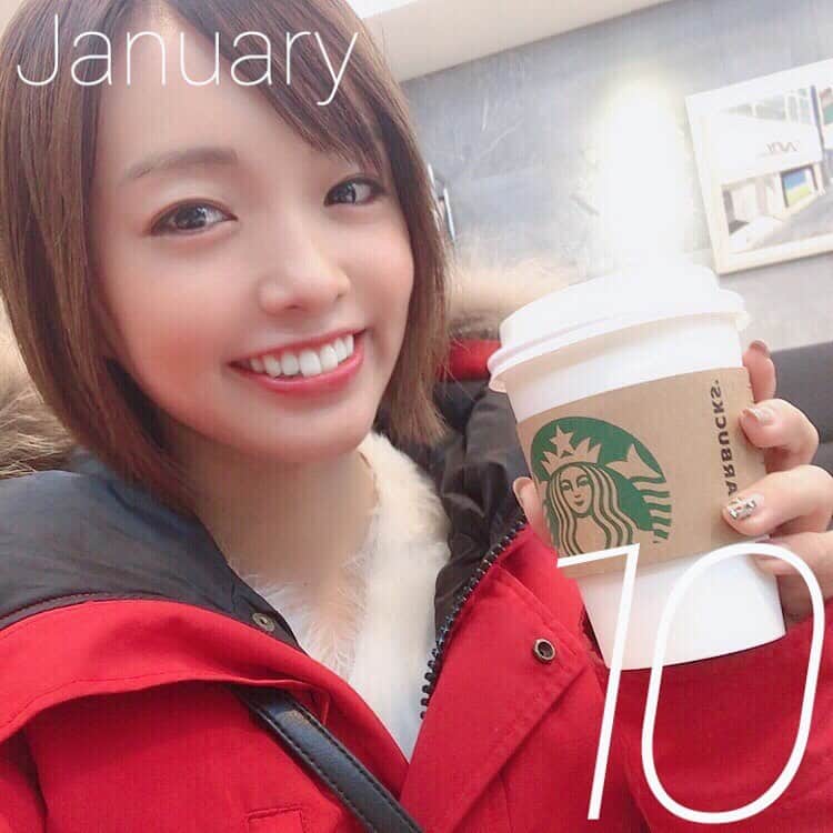 ゆうかさんのインスタグラム写真 - (ゆうかInstagram)「お久しぶりです💕友達と韓国行ってきたー😍❤️✨﻿ ﻿ 仕入れもしたけど念願の #カンジャンケジャン 食べれてマジで幸せでした😭❤️﻿ ﻿ ここのお店本当に美味しかった😭💕💕﻿ ﻿ 裸眼だから腑抜けた顔してますが気にしないでくれると嬉しい🤣笑笑❤️﻿ ﻿ #裸眼 #スノー #todaymood #韓国 #美味しすぎる蟹 #蟹 #スタバ #スターバックスコーヒー #明洞 #韓国旅行 #韓国グルメ #韓国好きな人と繋がりたい #仕入れ #仕事 #韓国料理 #カンジャンケジャン🦀」1月11日 21時08分 - yuuka_japan