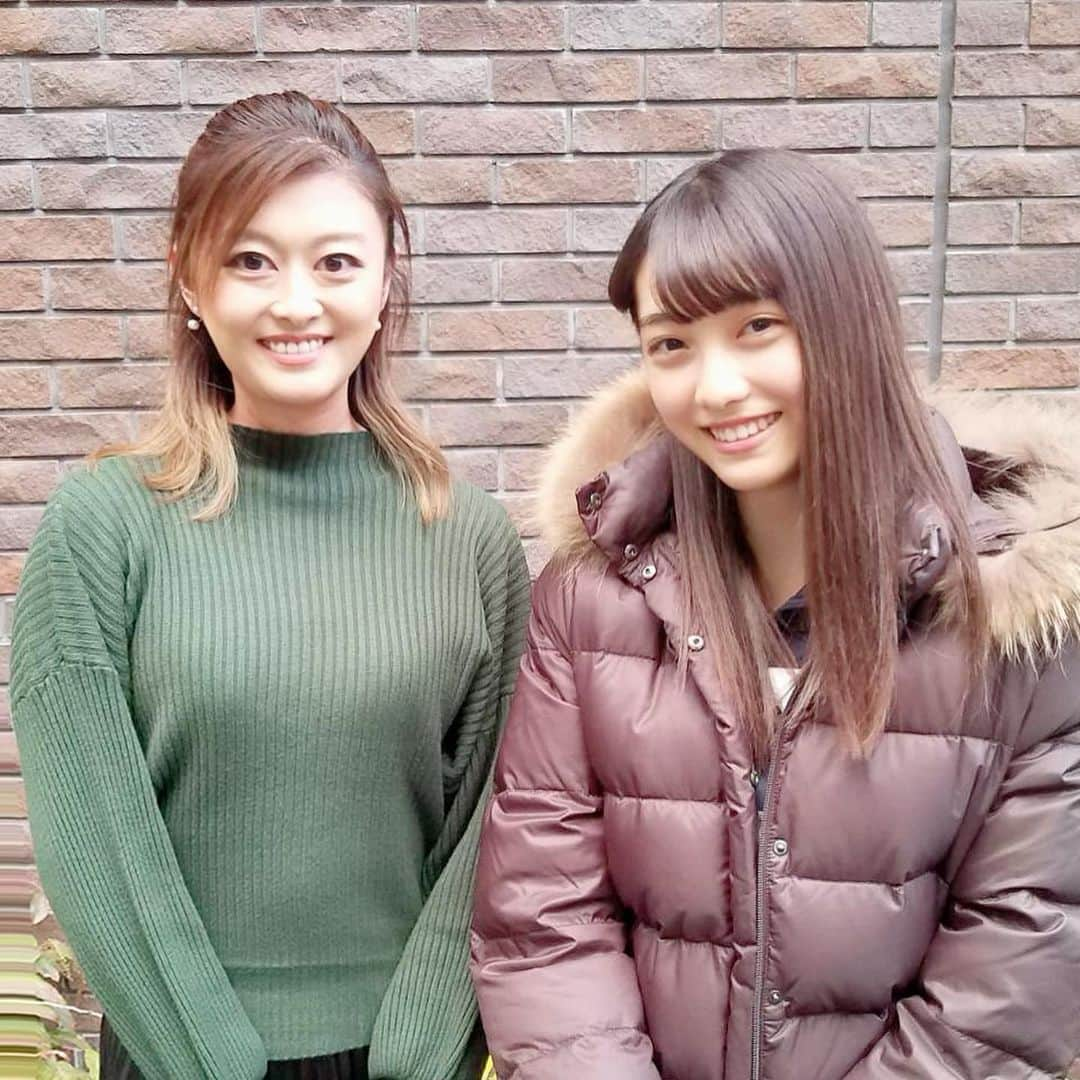 綾月せりさんのインスタグラム写真 - (綾月せりInstagram)「．﻿ ﻿ ちょっと前のお話﻿ ﻿ ﻿ 所属事務所の新年会に参加させていただきました♡﻿ ﻿ 所属タレントさんたちとの集合写真✨✨﻿ ﻿ ﻿ ﻿ 普段あまりお会いできない方ともお話できて、とっても楽しい時間でした( * ॑꒳ ॑* )﻿ ﻿ ﻿ 2020年、頑張るぞーー(๑و•̀ω•́)و﻿ ﻿ ﻿ ．」1月11日 22時01分 - seri_ayazuki