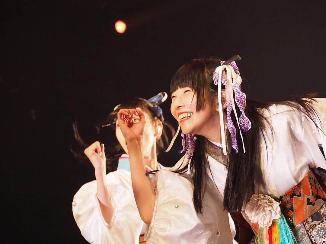 相沢梨紗さんのインスタグラム写真 - (相沢梨紗Instagram)「ピンキー言われて気付いた❗️眼玉を。👀🙆‍♀️笑 . . . #dempagumi #pinky #risaaizawa #japan #idol #tokyo #akihabara #popculture #dance #live」1月11日 23時22分 - risacheeese
