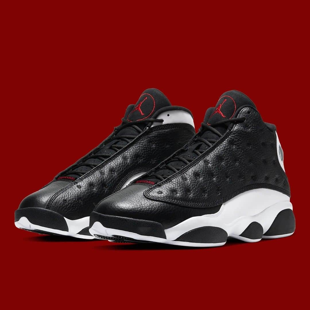 Sneaker Newsさんのインスタグラム写真 - (Sneaker NewsInstagram)「The Air Jordan 13 returns to stores today, flipping the iconic "He Got Game" in reverse fashion. For a store list, tap the link in our bio.」1月11日 23時30分 - sneakernews