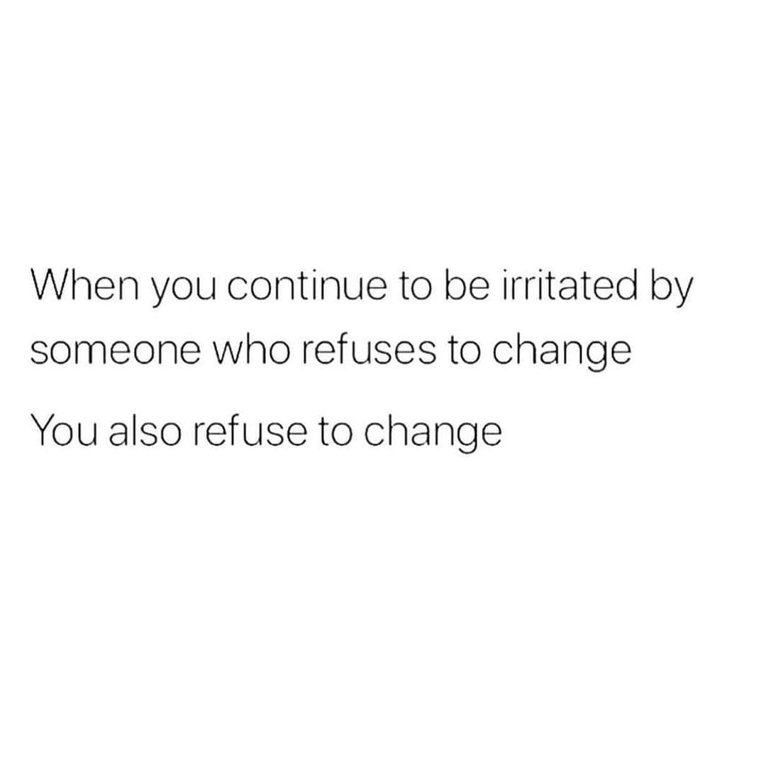 Eva Loviaさんのインスタグラム写真 - (Eva LoviaInstagram)「I almost didn’t post this because it definitely is a weak spot for me and my ego was immediately like fuck this that’s not true. Buuuut it is. You can choose to allow people to bother you and you can choose to let things pass through you. I’m working really hard on this with a few people and it is not easy. I try to just remind myself to look at things through a different lens, may it be comedy, pity, or gratitude.」1月12日 0時10分 - evalovia