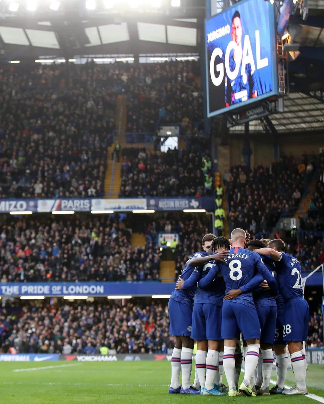 セサル・アスピリクエタさんのインスタグラム写真 - (セサル・アスピリクエタInstagram)「Solid performance from the whole team! Thank you for your support!💙😊 #cleansheet #cfc」1月12日 4時08分 - cesarazpi