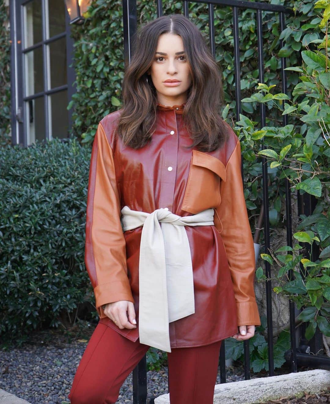 リア・ミシェルのインスタグラム：「Had a good hair day so left the house」