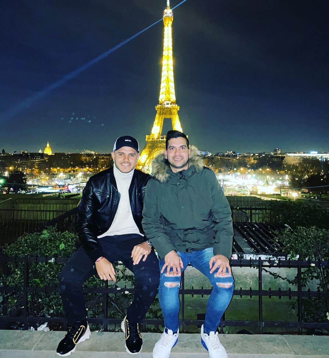 マウロ・イカルディさんのインスタグラム写真 - (マウロ・イカルディInstagram)「🗼🇫🇷 @juanchitano8」1月12日 4時45分 - mauroicardi