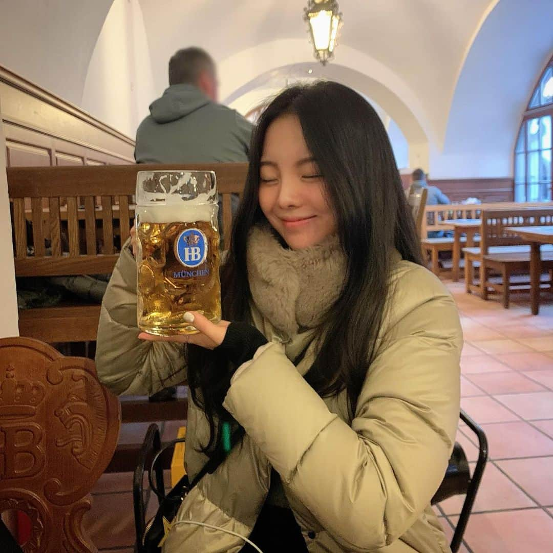 MeJiwooさんのインスタグラム写真 - (MeJiwooInstagram)「😚」1月12日 5時24分 - mejiwoo103