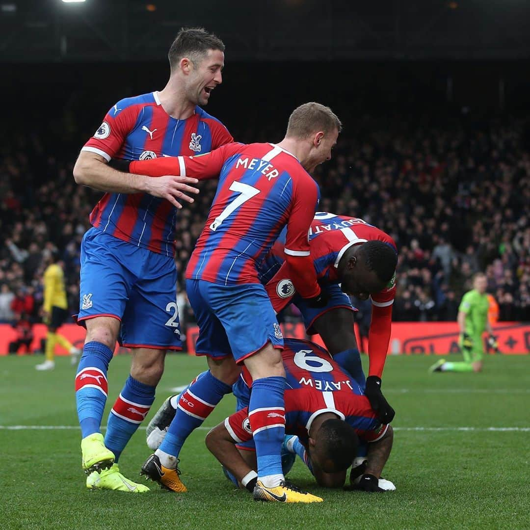 ガリー・ケーヒルさんのインスタグラム写真 - (ガリー・ケーヒルInstagram)「Selhurst was amazing today and this team never stops battling! Deserved the point and unlucky not to get more from the game 💪🦅 #cpfc」1月12日 5時54分 - garyjcahill