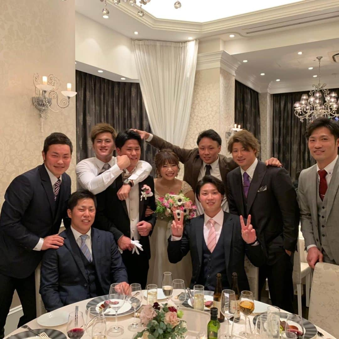 藤岡裕大さんのインスタグラム写真 - (藤岡裕大Instagram)「大学の同級生の結婚式！ おめでとう！ お幸せに。 #亜細亜 #同級生 #結婚式」1月12日 6時59分 - yuda1.0808