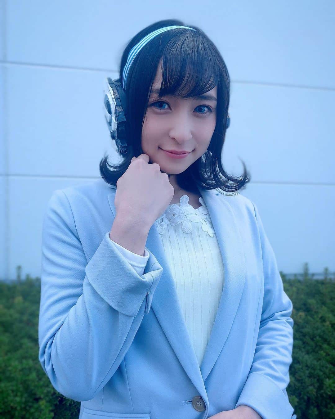 のインスタグラム：「【TV出演情報】  １月１９日（日） 「仮面ライダーゼロワン」19話  テレビ朝日系列　9:00〜9:30 「住田スマイル」役として 出演させて頂きます！！ 歴史ある仮面ライダーに出演出来ること とても幸せに思います。 是非観てください！📺 予告にチラッとうつったよー！お楽しみに！☺️ #仮面ライダーゼロワン #ゼロワン #Bリーグ  #Bリーグ観戦 #bleague #バスケ #バスケットボール #スポーツ観戦女子 #バスケ好きな人と繋がりたい #スポーツ観戦 #バスケ女子 #japan #basketball #スポーツ #sports #アイドル #中崎絵梨奈 #ぷに子」