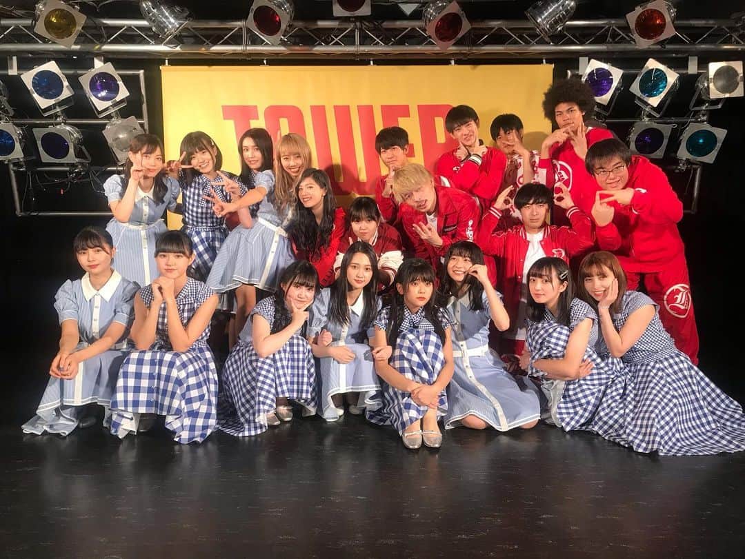 テレビ東京「青春高校３年C組」さんのインスタグラム写真 - (テレビ東京「青春高校３年C組」Instagram)「#タワーレコード渋谷店 #2部  #韓国ガールズグループ #FAVORITE  #LOCA  #ディアフレンズ #青春高校３年Ｃ組アイドル部 #青春高校３年Ｃ組」1月12日 19時28分 - 3c_tx