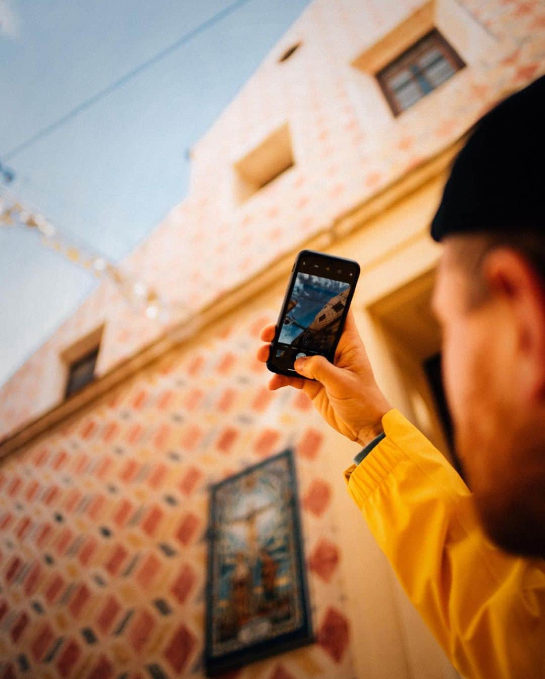 Porscheさんのインスタグラム写真 - (PorscheInstagram)「What do you look for on a road trip? During his travel with the Taycan in Andalusia, photographer @lennart hunts for special moments. Discover his highlights in this gallery. #Porsche #SoulElectrified #ElectricVehicle #roadtrip ⁣ _⁣ Electricity consumption combined: Taycan Turbo: 26 kwh/100 km; CO2 emissions combined: 0 g/km」1月12日 19時57分 - porsche