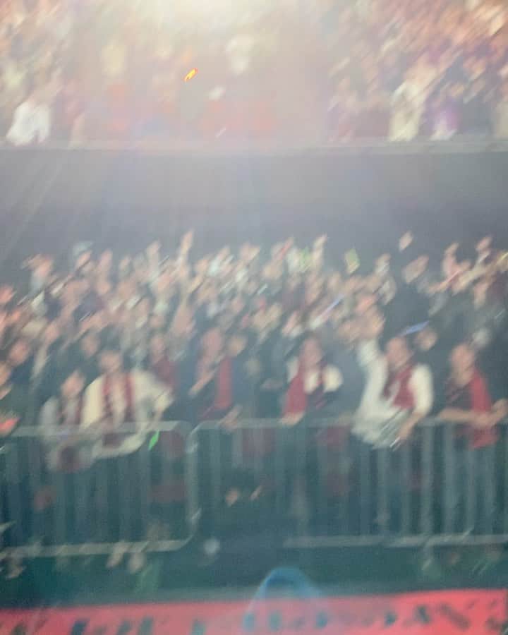 tetsuyaのインスタグラム：「まったね〜！！ ﻿ ﻿ #larcenciel﻿ #tetsuya﻿ #ARENATOURMMXX﻿ #MMXX﻿ #bananatime🍌」