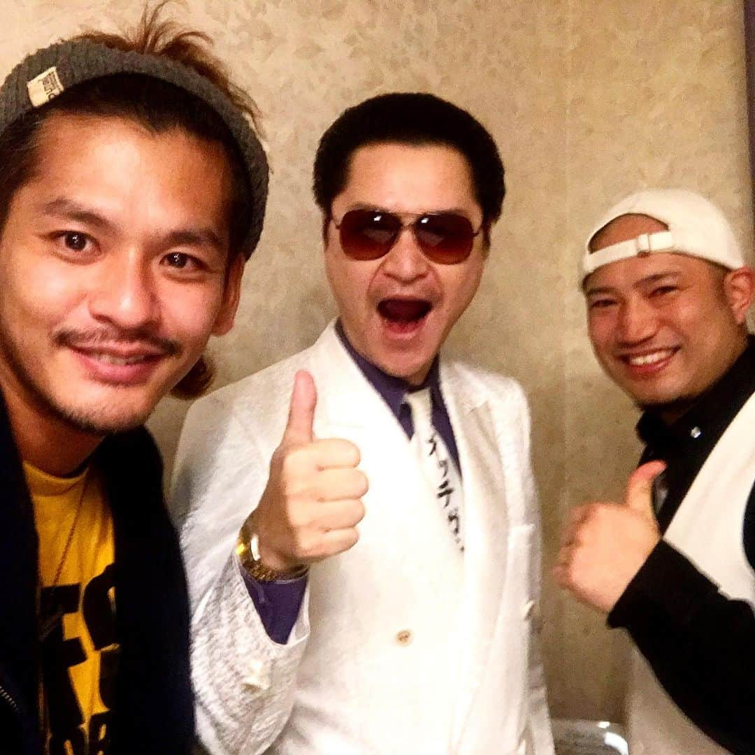 五十嵐恭雄さんのインスタグラム写真 - (五十嵐恭雄Instagram)「昔クラブイベントで2度ほどお会いしていたのですが、  久々の再会でした🙋‍♂️ #2020年 #ネズミ年 がピッタリな大先輩といえばこの方！  #鼠先輩 ー！！🐭 ギロッポンの夜に〜🎵 #子年 #ネズミ #先輩 #六本木 #ギロッポン」1月12日 11時56分 - yasuo_ikarashi_