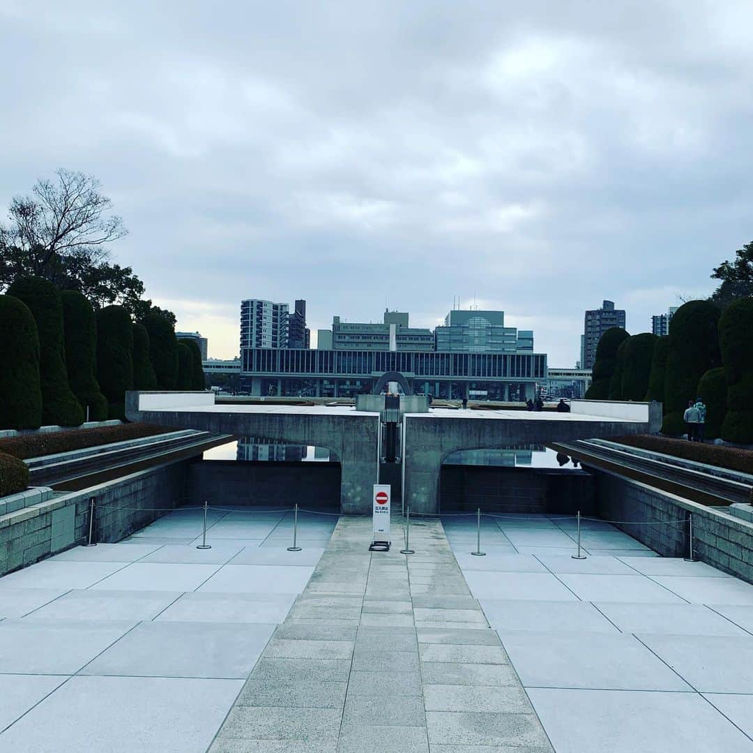 松尾貴史さんのインスタグラム写真 - (松尾貴史Instagram)「講演会場に到着。  #広島平和記念公園 #松尾貴史 #講演」1月12日 13時31分 - kitsch.matsuo