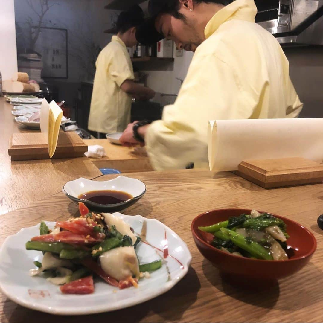 外村久美子さんのインスタグラム写真 - (外村久美子Instagram)「・ 塩むすびすら美味しい🍙 @iida___yasuo #カジュアル割烹iida」1月12日 13時36分 - kummy153