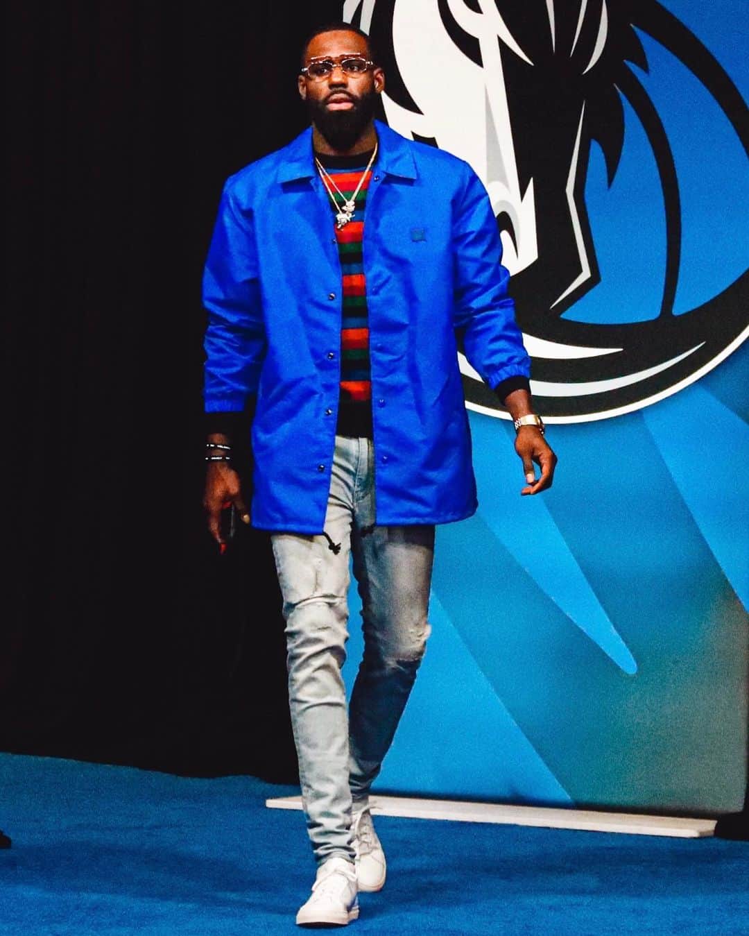 ティム・ハーダウェイ・ジュニアのインスタグラム：「Great Finish, Great Energy, and most importantly Great W. #mffl」
